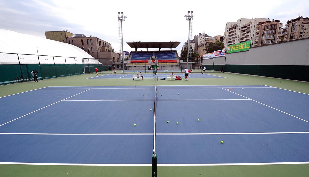 Tbilisi Apartment Tennis Court Exterior foto